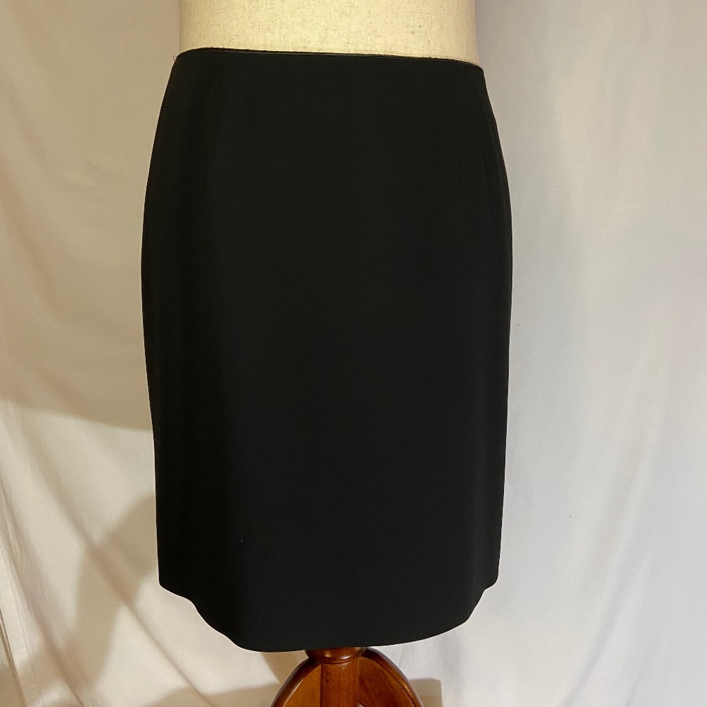 Jones New York Black Pencil Skirt with Kick Pleat Plus Size 16